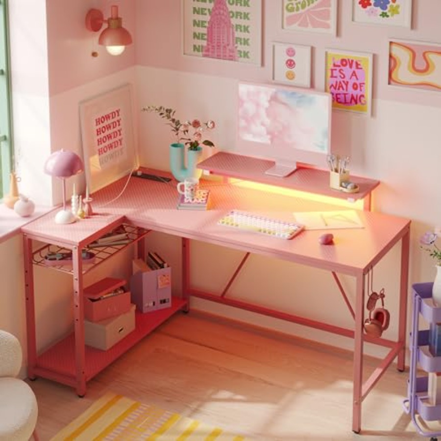 Meja Gaming Bentuk L dengan Pe - Desk Setup Pink ulasan dan harga